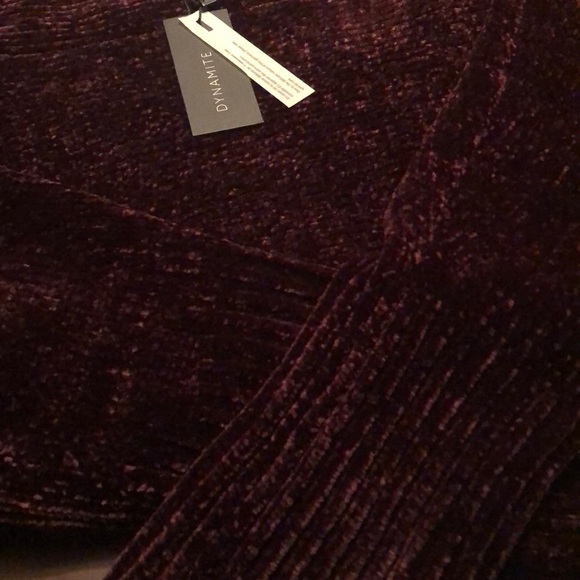 DYNAMITE BURGUNDY CHENILLE SWEATER NWT - Picture 3 of 9
